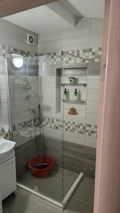 Apartmani Mia Sorajic Petrovac Kültér fotó
