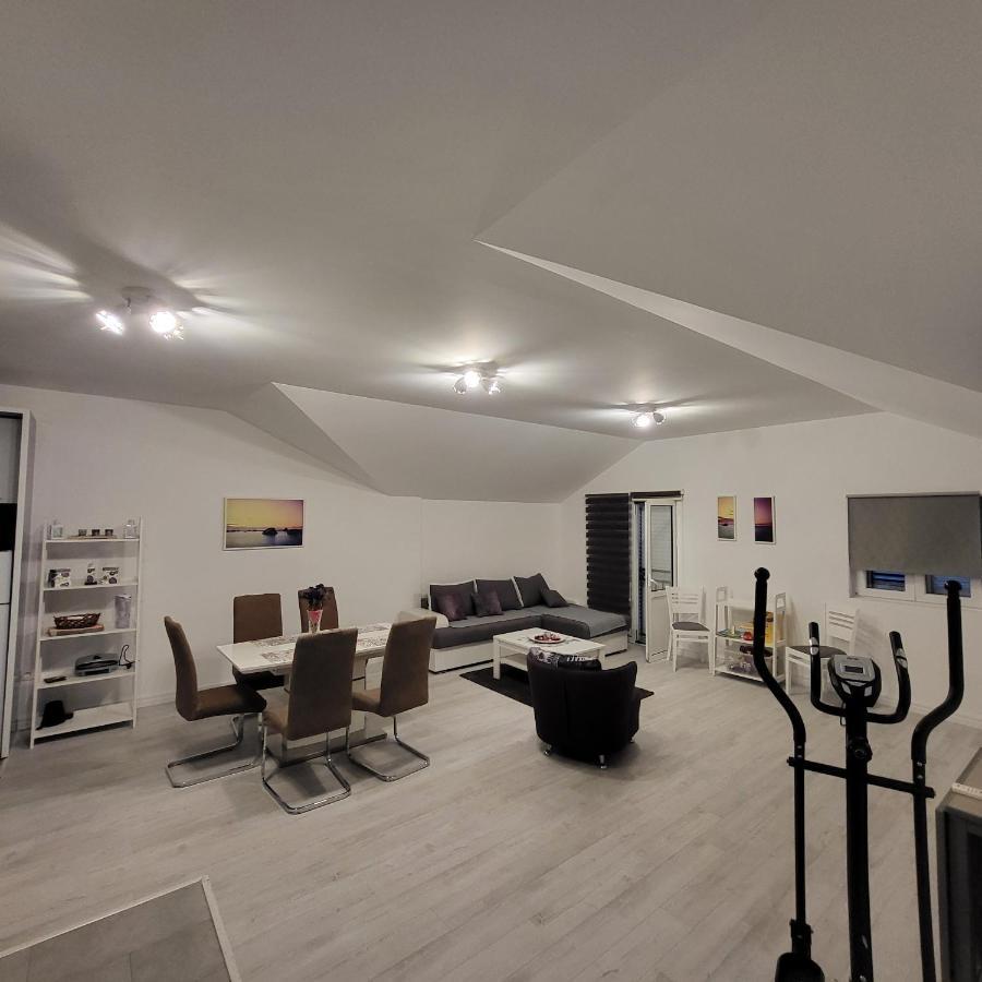 Apartmani Mia Sorajic Petrovac Kültér fotó