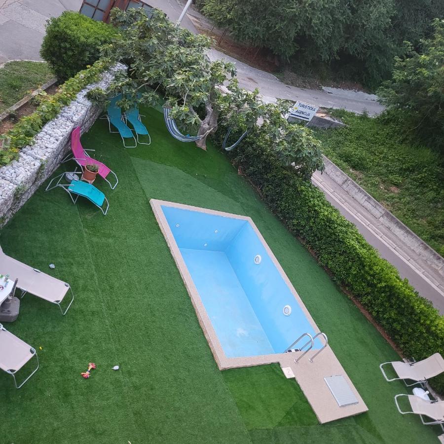 Apartmani Mia Sorajic Petrovac Kültér fotó